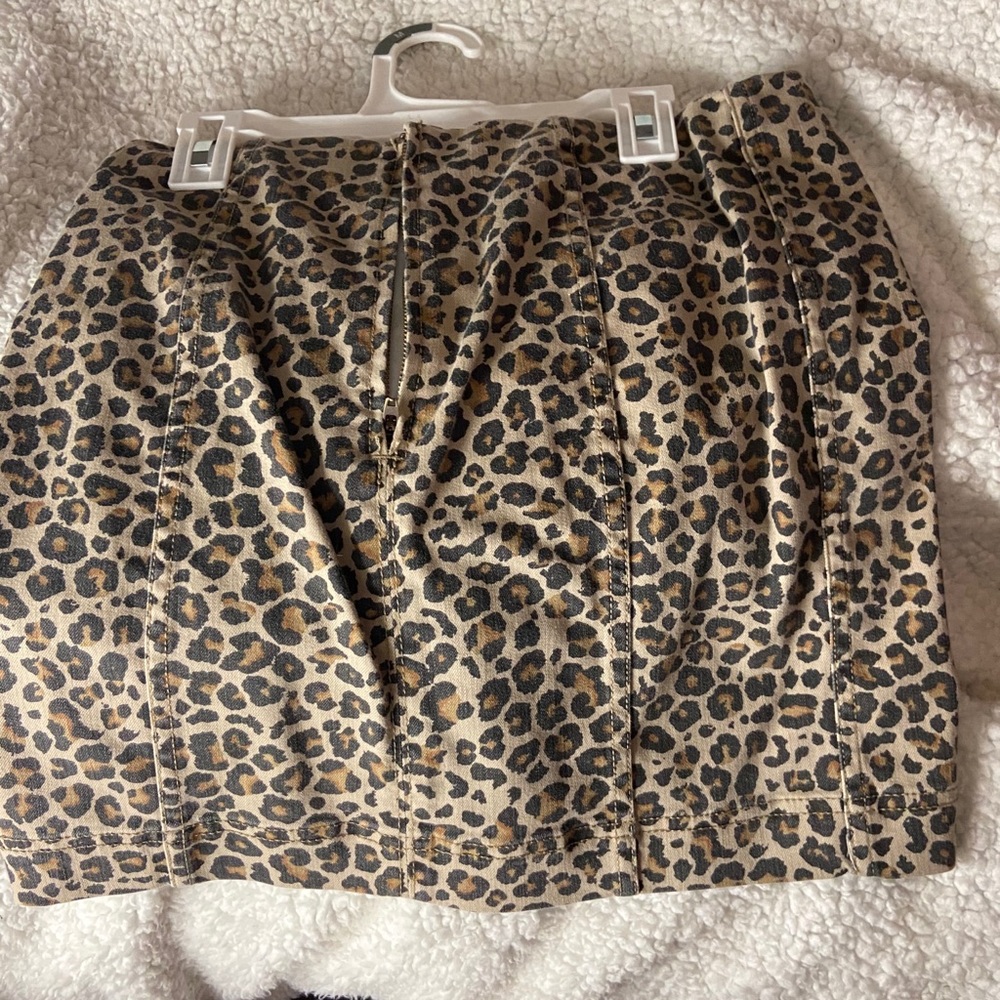Leopard print skirt
